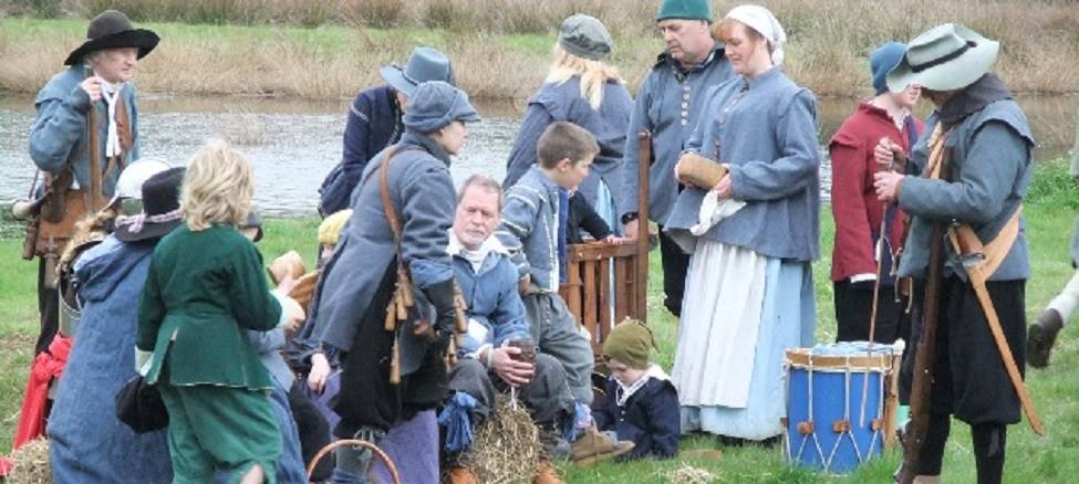 slannings members in costume